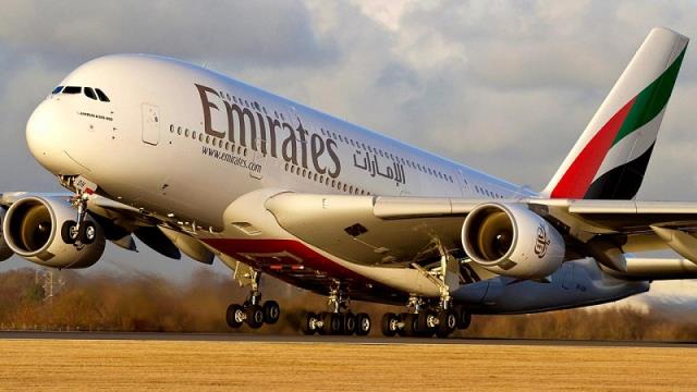 FG Bans Emirates Airlines From Nigeria