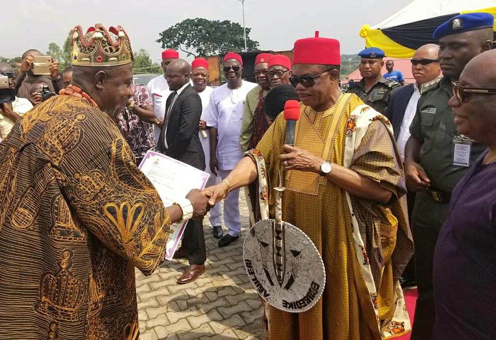 Obiano Issues Certificate Of Recognition To Igwe Ilomuanya Of Utuh And Igwe Onyediri Of Lilu Communities