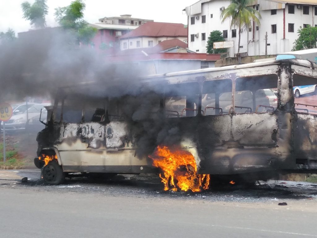 Over 30 Women Escape  Death  As Fire Razes Coaster Bus  In Onitsha