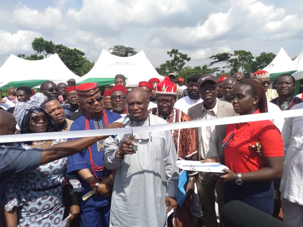 FG Flags Off Site And Service Scheme In Anambra