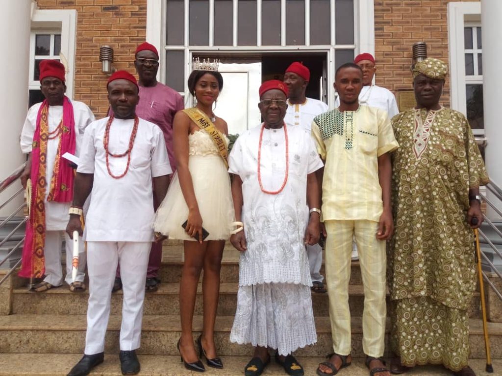 Traditional Ruler Of Enugwu -Ukwu Igwe Ekpe Hosts Winner Of 2019 Starlet Africa Queen Obiamaka, Tasks Parents, Guardians  On Child Upbringing