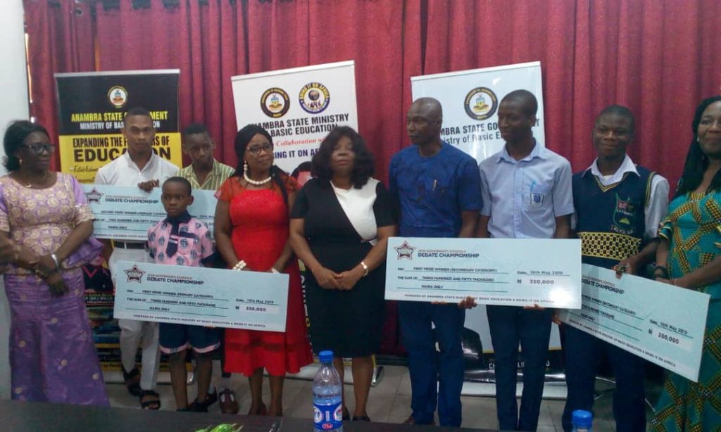 Winners Of 2019 Obiano Debate Competition Receive Prizes In Awka