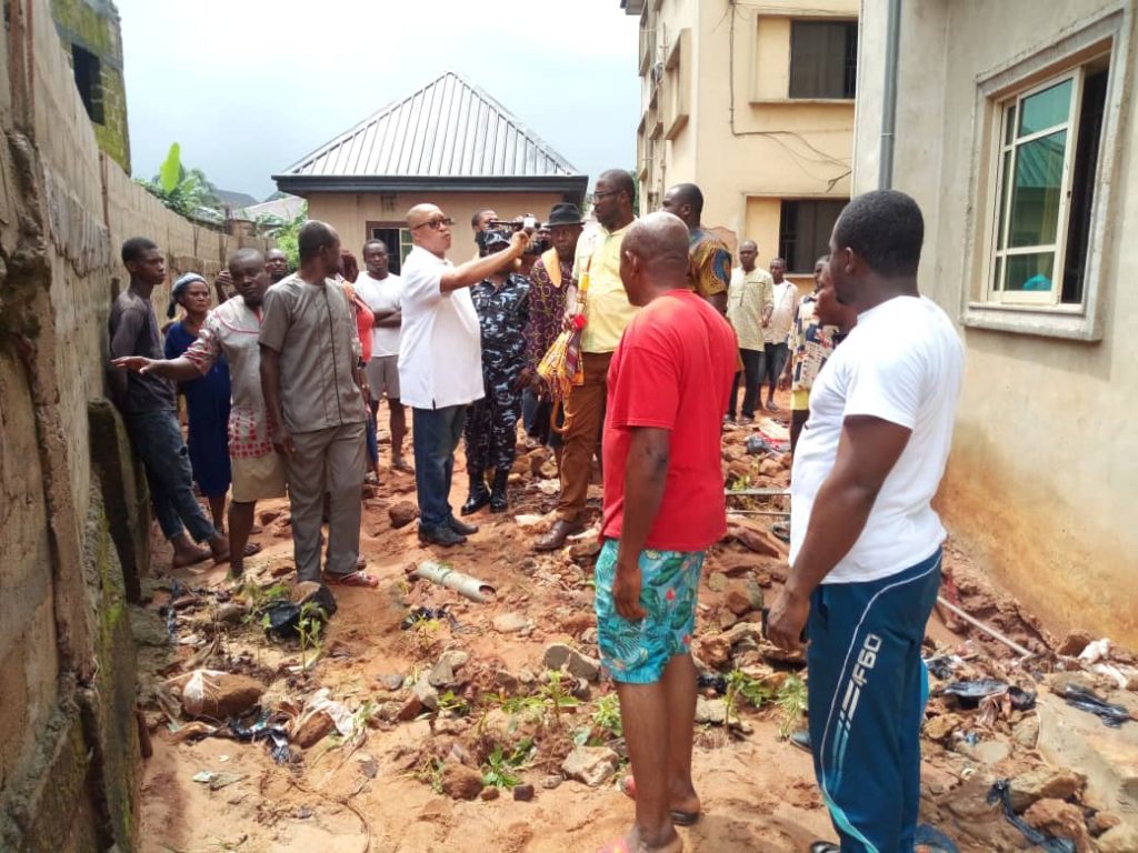 Flood: ACTDA Marks Structures For Demolition, Adjustment At Nzekwe Nze Street Awka