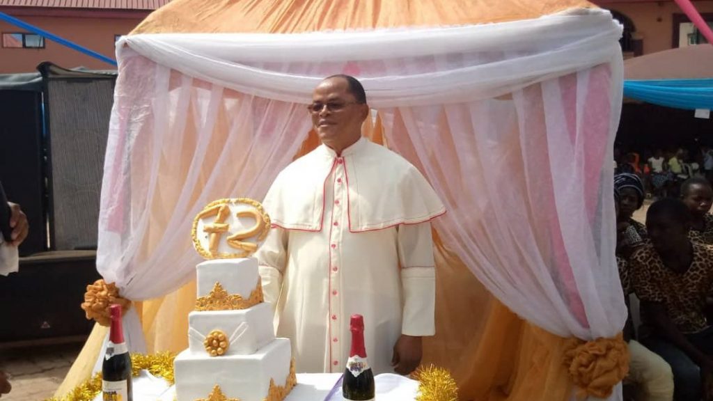 Konigin Des Scholarship Foundation Gives Scholarship To 120 Students As Monsignor Akam Celebrates 72nd Birthday