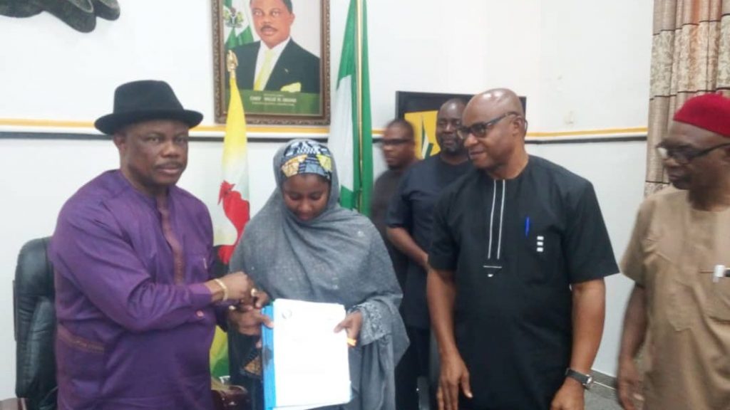 Anambra Signs MOU With TCN For Power Substation Projects