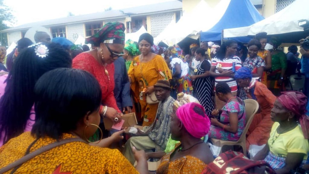 Stories Of Two Widowed Sisters Takes Center Stage As Mrs Obiano Takes Her L.G.A Tour To Ogbaru