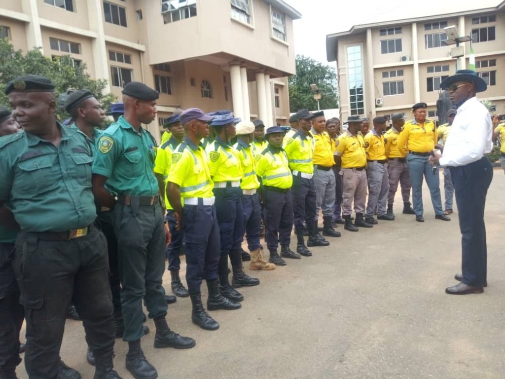 Onitsha North Council Area, Others Commence Removal Of Illegal Structures, Street Traders