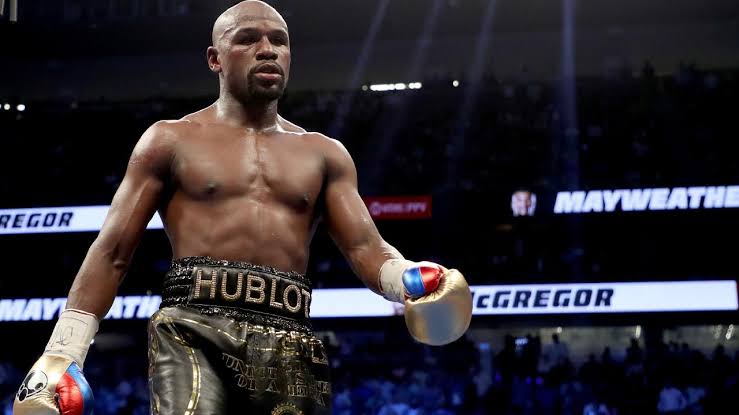 Boxing : Floyd Mayweather Plans Return To Ring Next Year