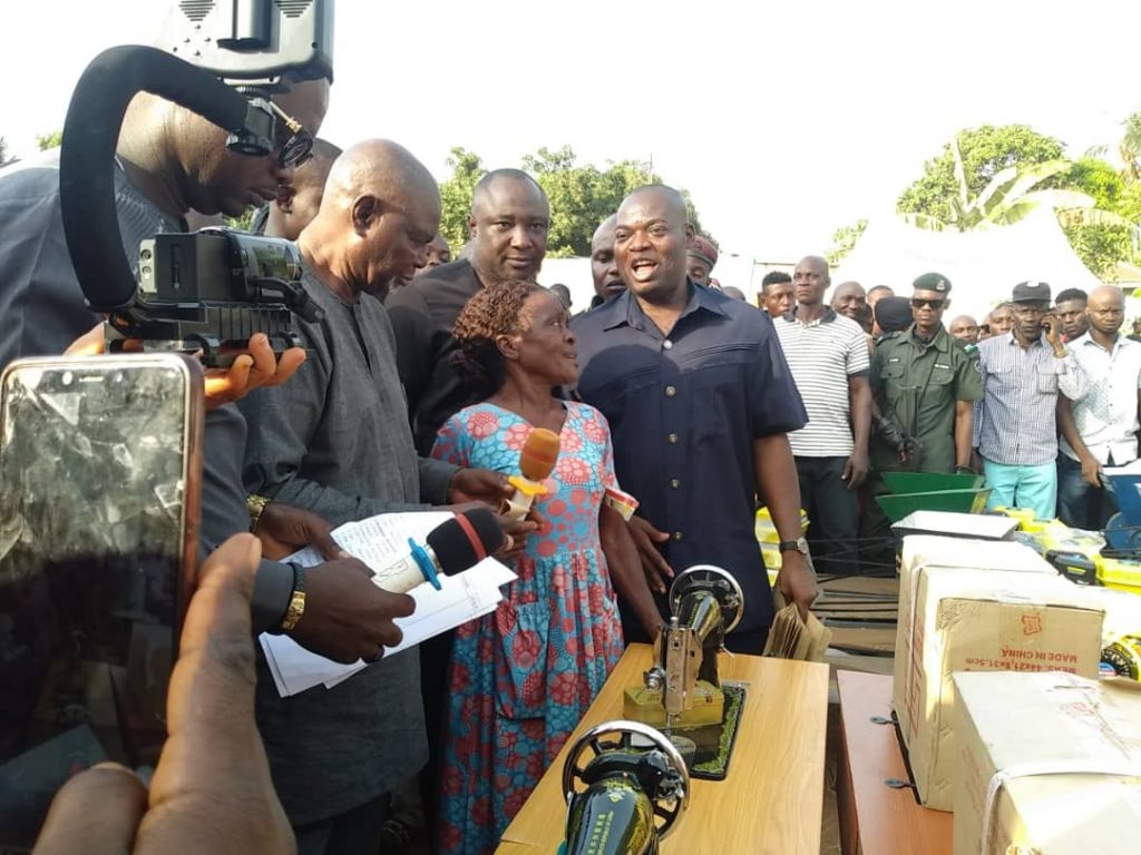 Former Federal Lawmaker Nwoye Empowers Six Hundred People In Nsugbe Community, Anambra East Council Area