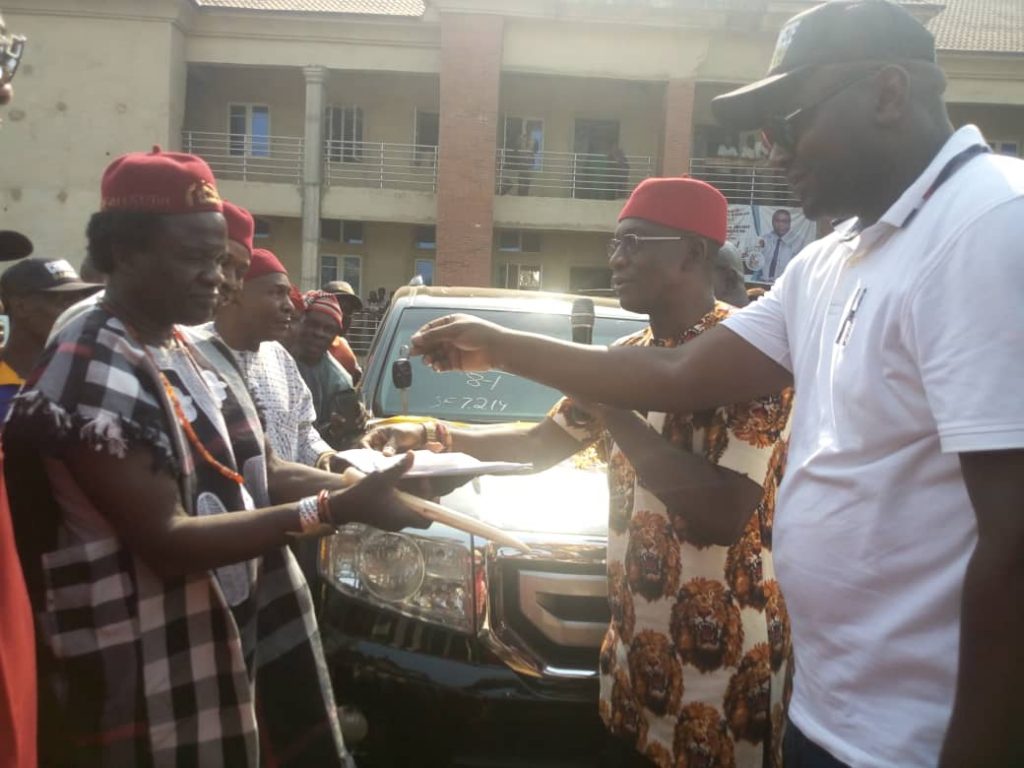 Anambra Lawmaker Emeneka Presents SUV To Constituent Ofomba For Promoting Community Development