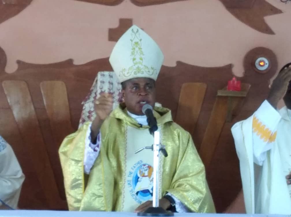 COVID -19 : Bishop Okpalaeke Urges Christians To Assist The Needy