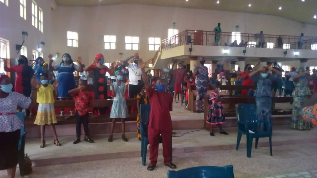 Churches In Onitsha Comply With Anambra Govt’s Directives On COVID -19 Safety Measures