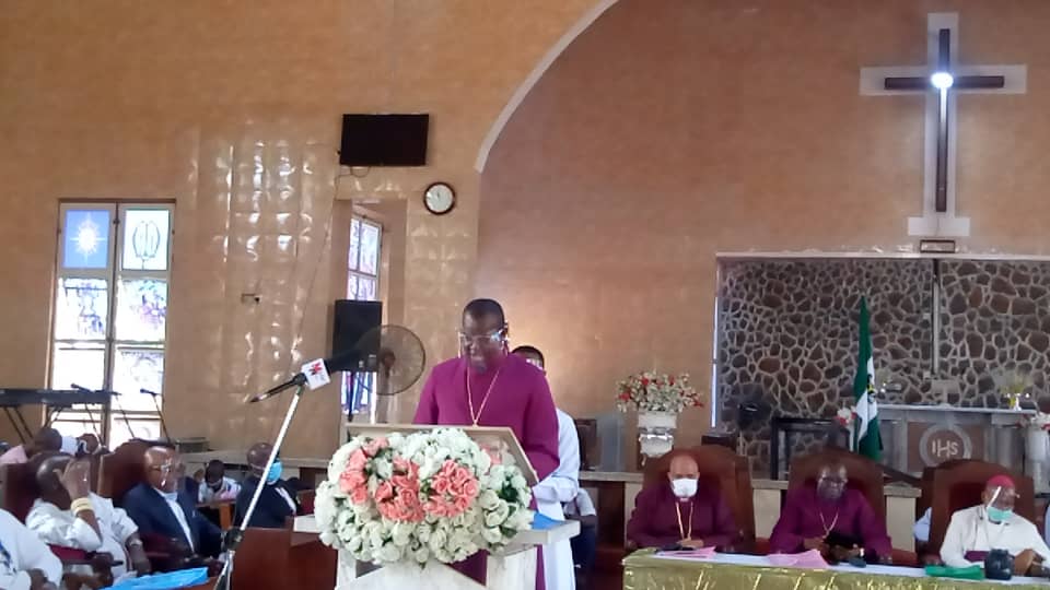 Bishop Nwokolo Dedicates Synod Hall At St. Simon’s Church, Nnobi