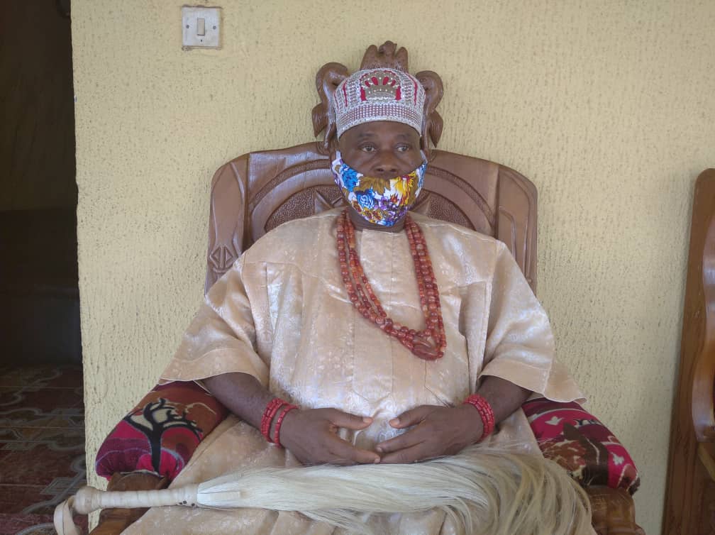 Traditional Ruler Of Nsugbe, Igwe Ntoka Inaugurates Cabinet Members