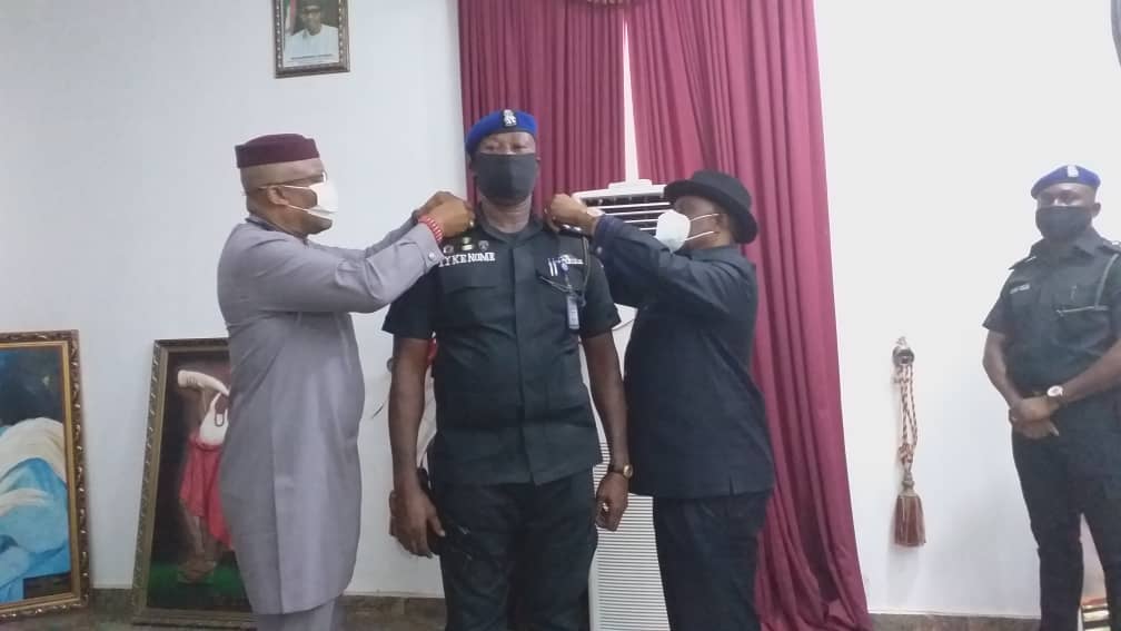 Governor Obiano Decorates Newly Promoted DSP Nome