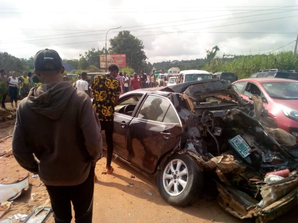 Scores  Escape Death  At Nkpor, Idemili North Council Area As Fuel Tanker Crashes Into 6 Vehicles