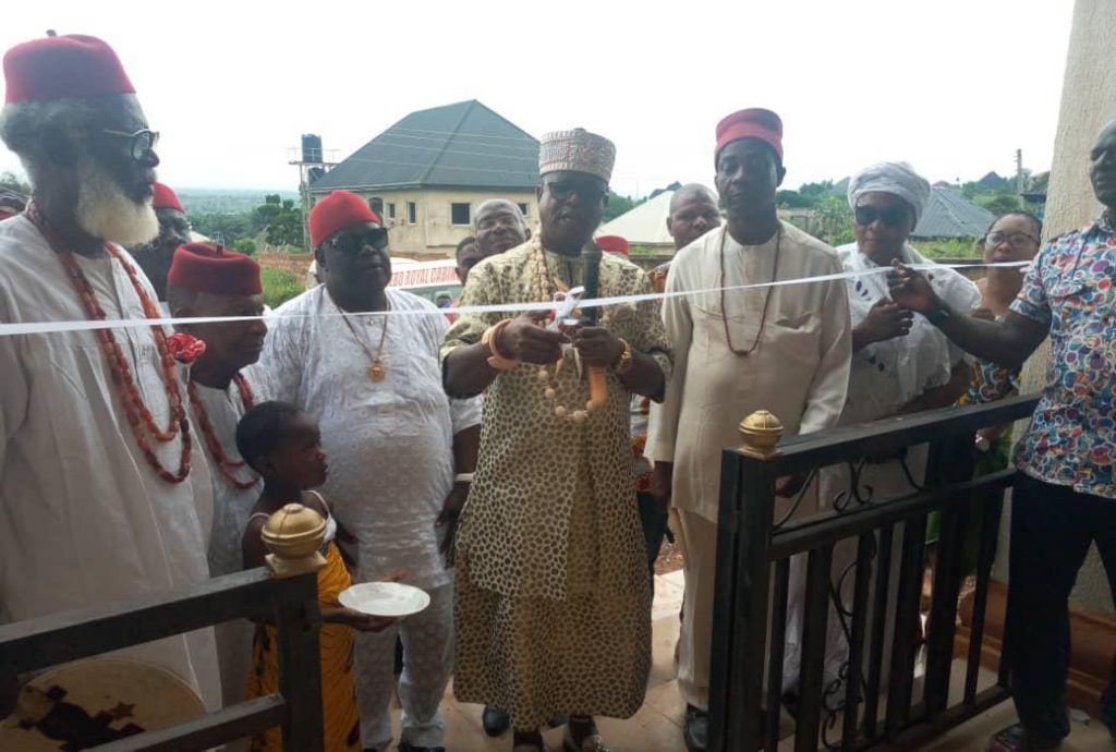 Igwe Emeka Inagurates Eri House, Centre For Research In Igbo History, Culture At  Umueri, Anambra East Council Area