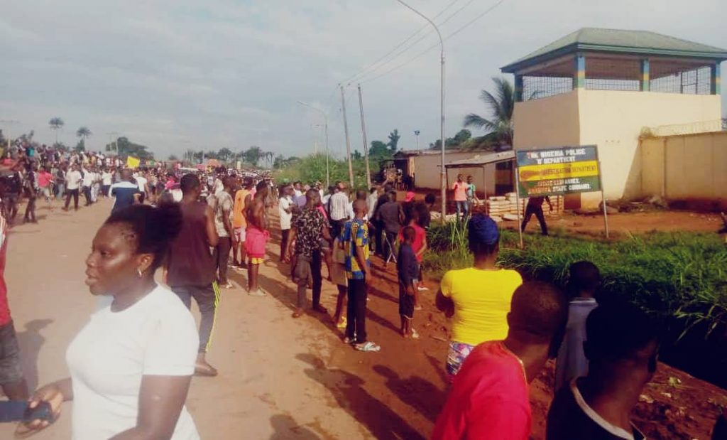 #EndSARS: Youths Take Protest To Anambra SARS Office  At Awkuzu