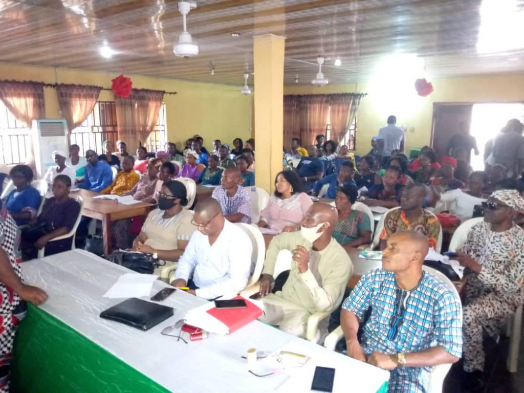 Sixteen Farmers Receive Loan Facilities From Anambra State Govt