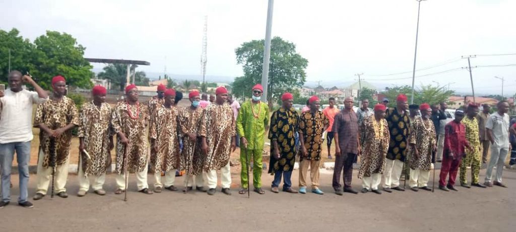 Igweship Tussle: Ogbunka Elders Embark On Peaceful Demonstration,  Seek Free, Fair Elections