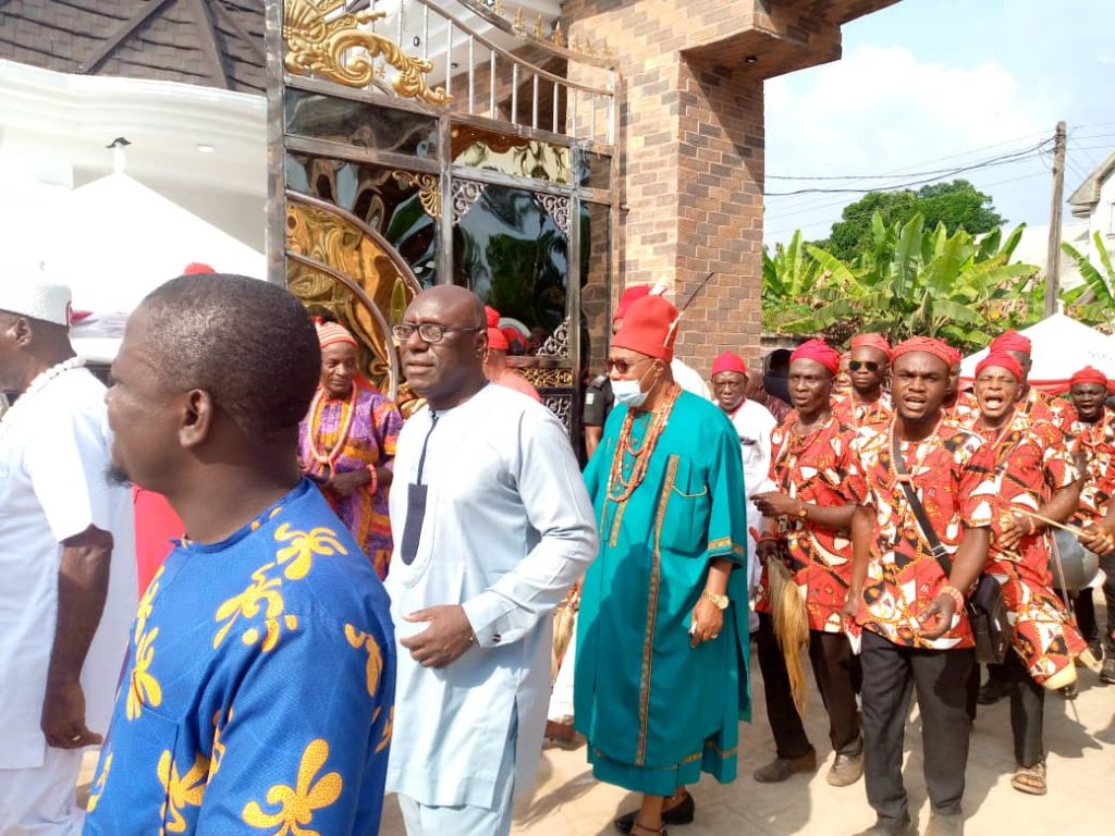 Traditional Head Of Umuezeawala Village, Ihiala, Ogbuehi Obiakor Celebrates First Ofala  Festival