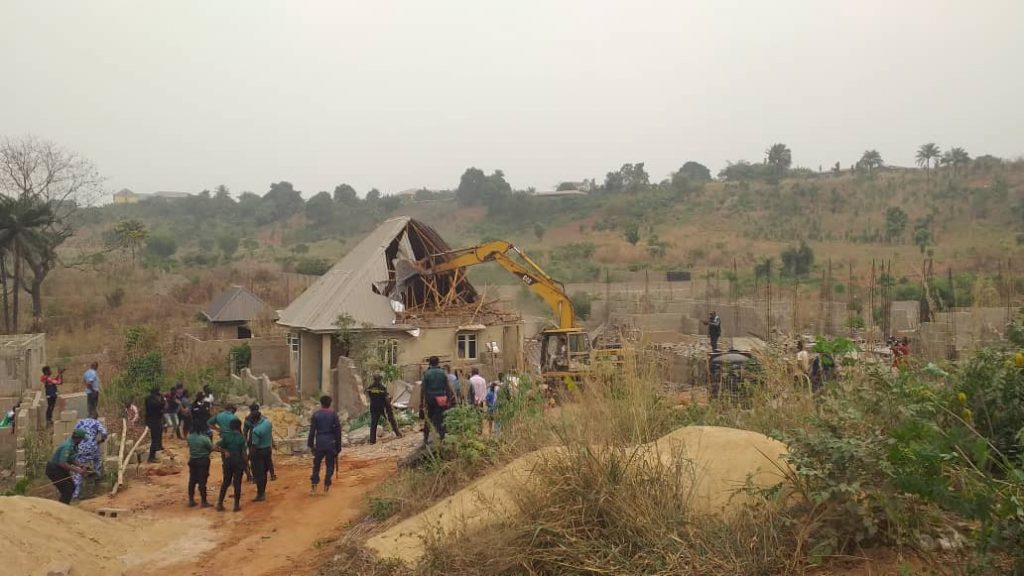 Anambra State Govt  Recovers Land From Illegal Occupants At Nsugbe, Oyi Council Area