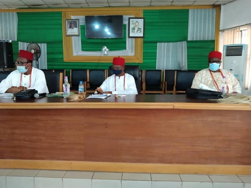 Anambra Traditional Rulers Condemn Blockage Of Umueri Airport Road By Youths