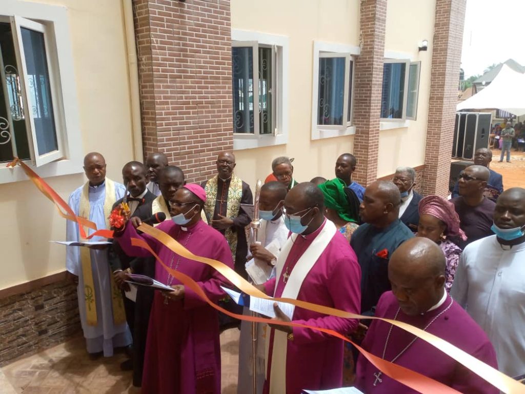 Bishop Ezeofor Dedicates Aguata Diocesan Secretariat, Gosife Microfinance Bank