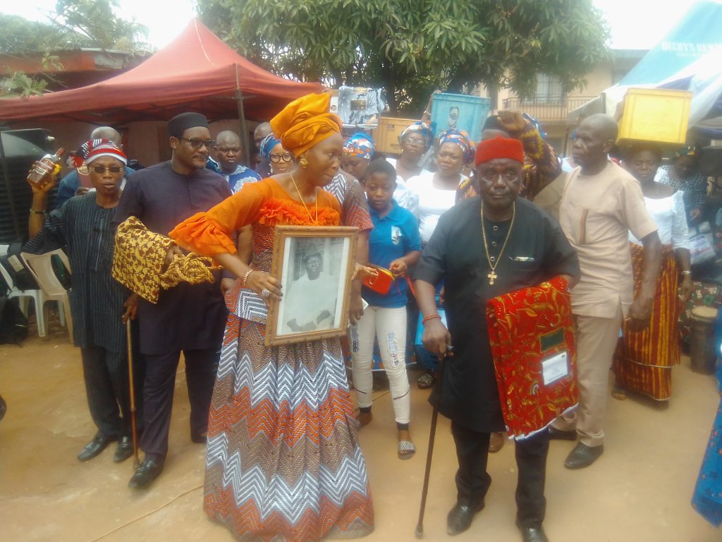 Late Broadcast Icon Alexander Okonkwo Laid To Rest At Nnewichi, Nnewi