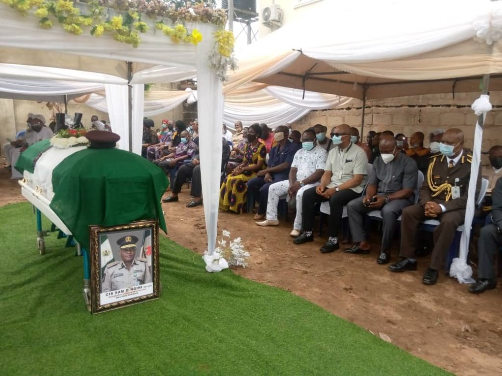 Obiano Consoles Ngini Family Of Enugwu-Ukwu On Death Of Former Comptroller Of Immigration Service Abia State, Samuel Onyemaechi