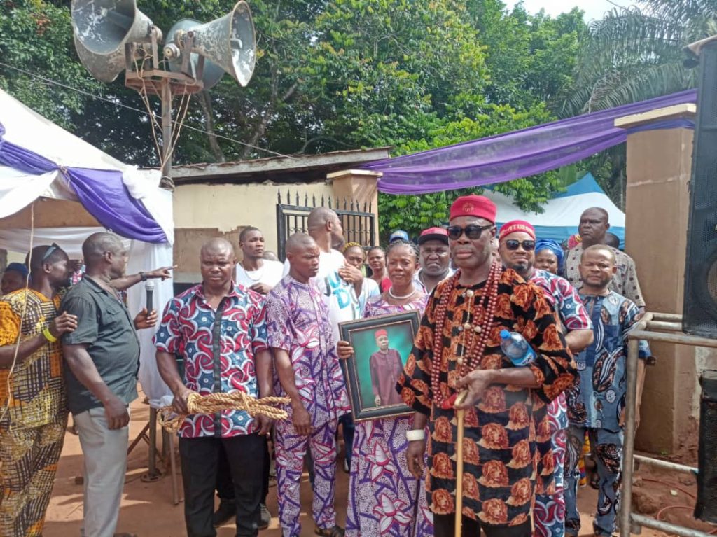 Romanus Ogbugheobodo Laid To Rest At Nnokwa Idemili  South  Council Area