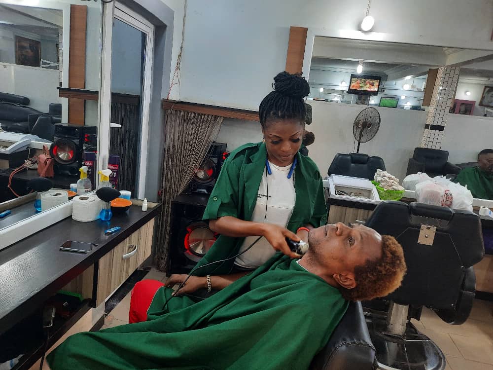 Female Barbers Gain Ground In Awka And Environs 