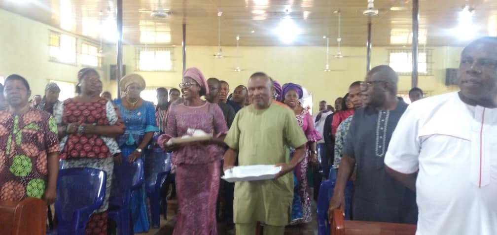 Jonas Jerry Osegbo Bows Out Of Service With Church Thanksgiving Service In Awka