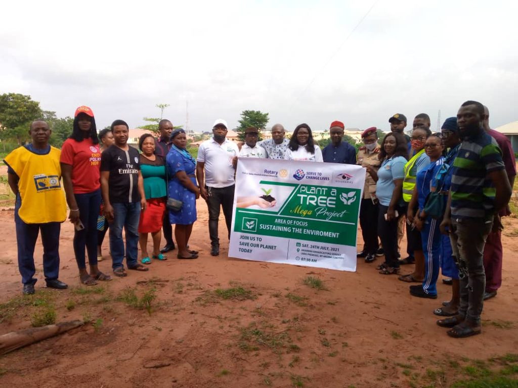 World Tree Planting Day: Rotary Club Awka NAU Plants  22 Hybrid Trees At ABS