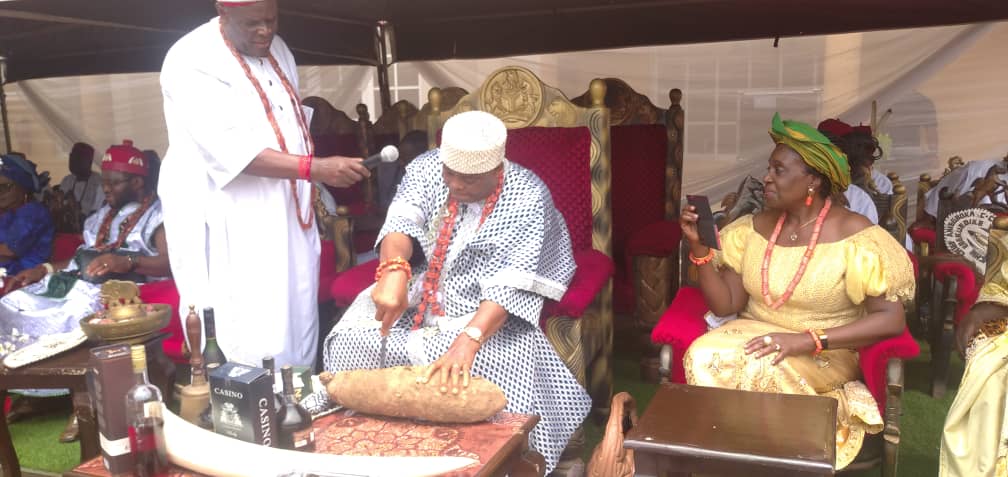 Traditional Ruler Of Nteje Igwe Odegbo Warns Youths Against Land Grabbing