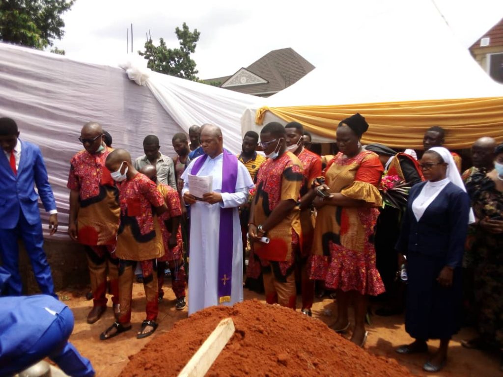 Mrs Gloria Okafor Laid To Rest At Eziowelle Idemili Council Area