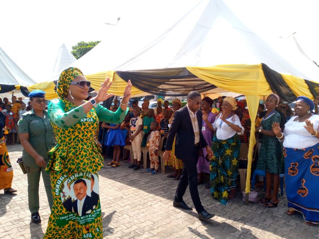 Mrs Obiano Extends LG Tour To Onitsha North And South , Drums Support For Soludo