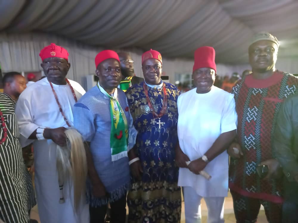 Umeh Takes APGA Governorship Campaign To Ndi Anambra In Lagos