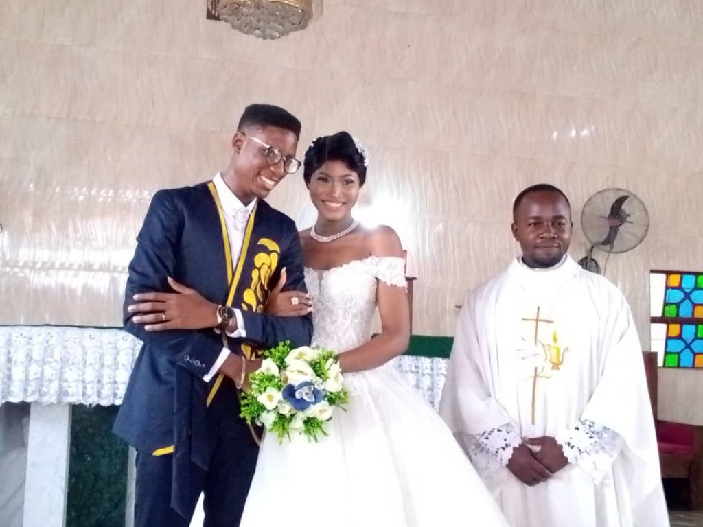 Miss Vivian Eze Weds Ejike Ezeani Of Neni Anaocha Council Area In Onitsha