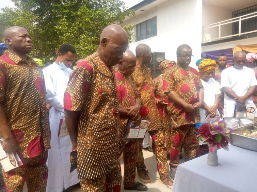 Former Njikoka Council Chairman Okeke Buried At Ifite Nawfia, Njikoka Council Area