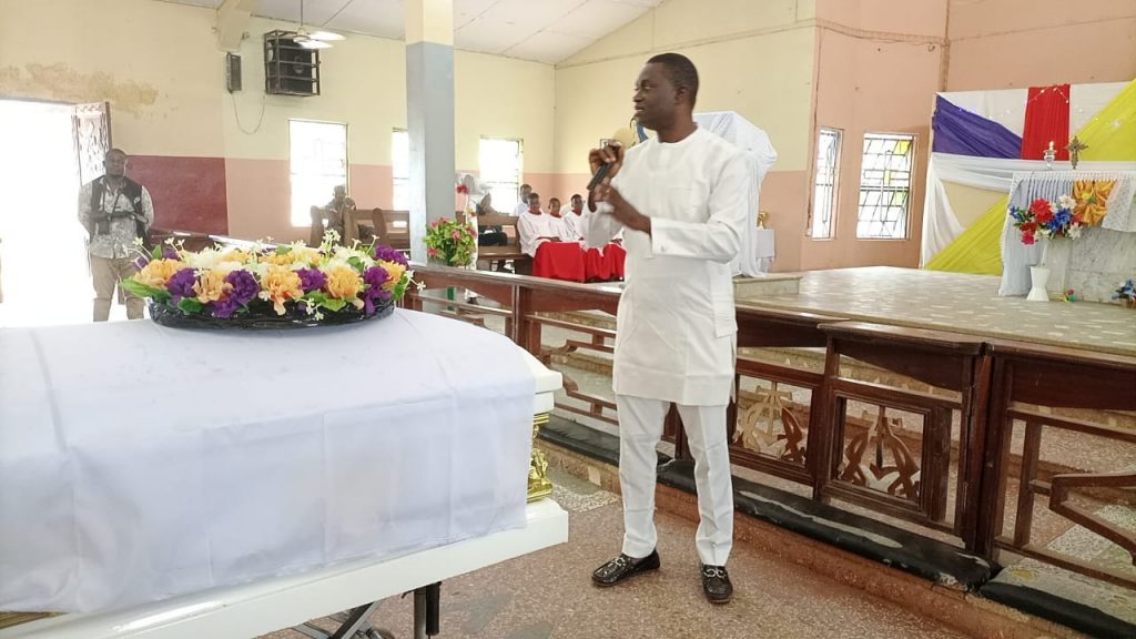 Mrs Theresa Nwankwo – Orji Buried At Umuawulu, Awka South Council Area