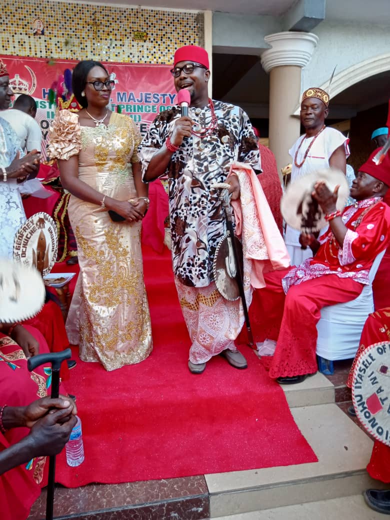 Traditional Ruler Of Ochuche – Umuodu, Ogbaru Council Area Confers Chieftaincy Title ‘Omekodinma’ On TC. Chairman Awogu