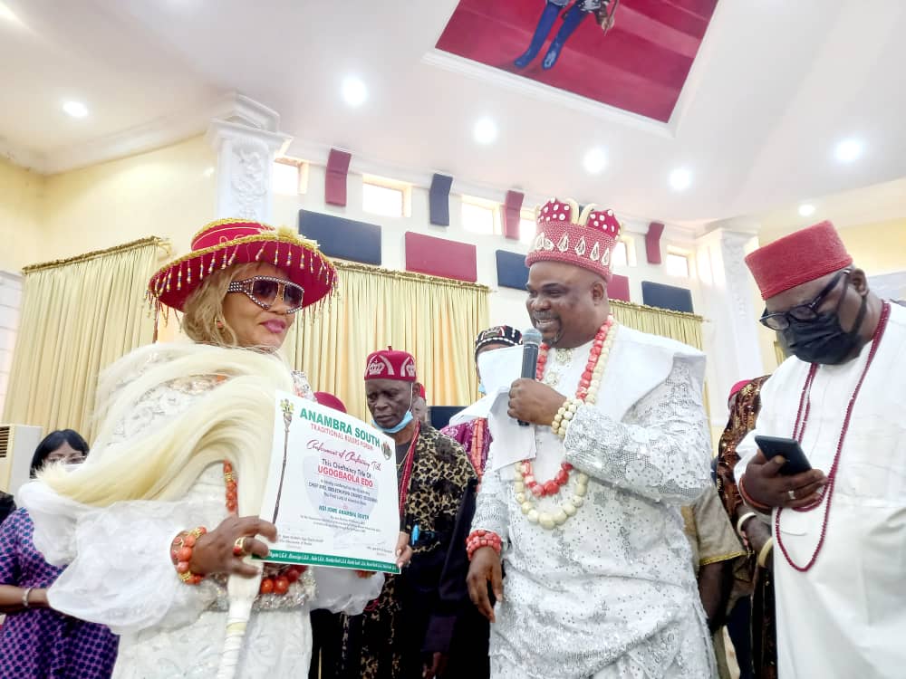 Anambra South Communities Confer Chieftaincy Title Of ‘Omelukokwulu” On Obiano, “Ugogbaolaedo” On Wife