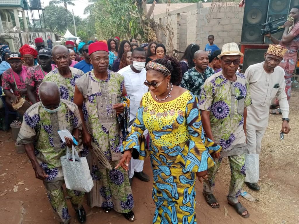 Anambra Women Affairs Commissioner Mezue Buries Step – Mother, Mrs Louisa Anozie  At Ozubulu Ekwusigo Council Area