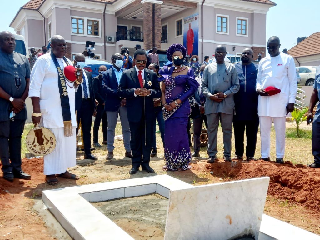 Obiano Commiserates With Nteje Community Over Final Journey Of Monarch Igwe Odegbo