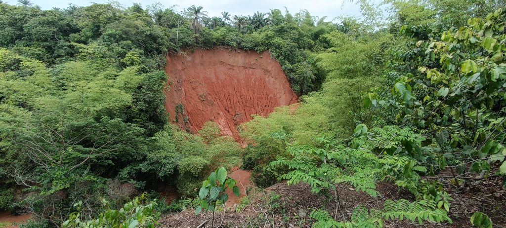 Umuanyacho Kindred, Umudim Village, Ekwulimmili Nnewi South Council Area Cries Out Over Erosion Devastation