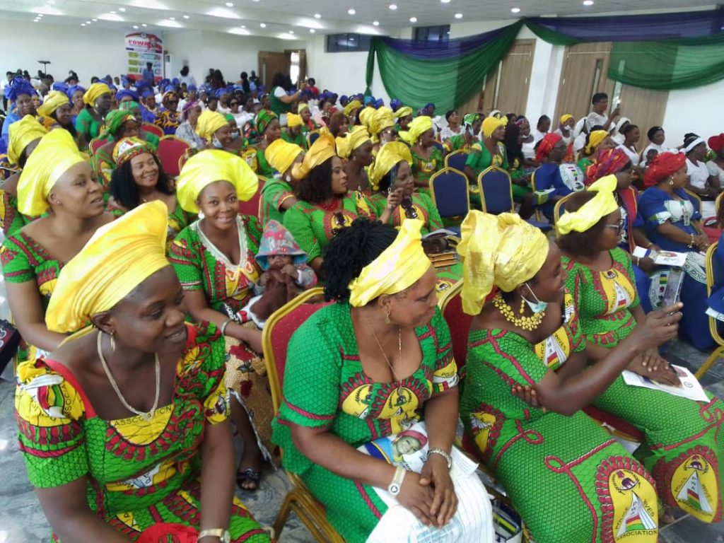 National President Of POWA Hajiya Alkali Baba Empowers Over 500 Women, Wives Of  Police Officers In Anambra