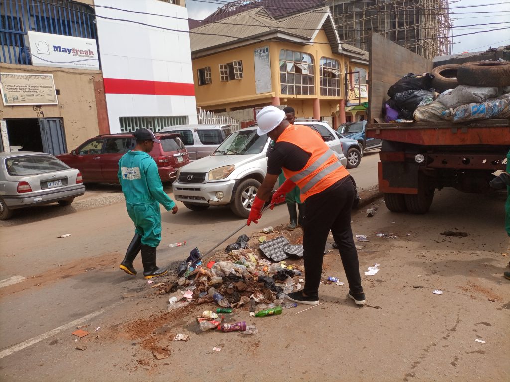 Anambra State Govt Threatens To Shut Down Motor Parks, Markets Flouting Monthly Sanitation Order