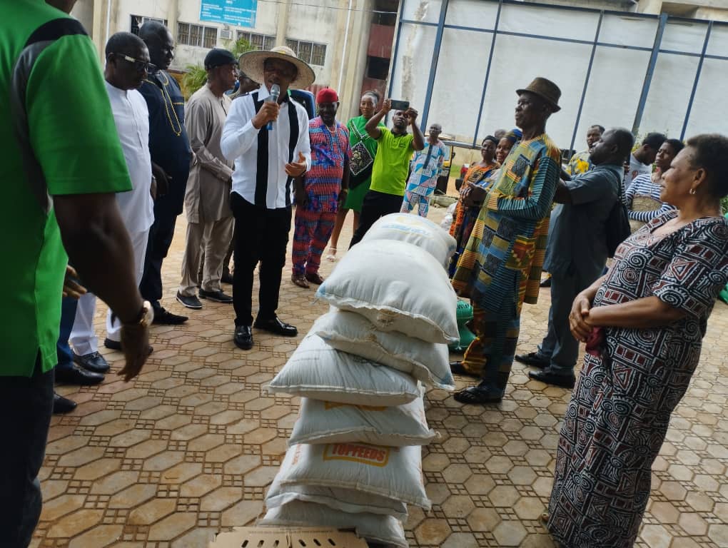 127 Farmers In Anambra Receive  Free Farm Inputs From State FADAMA COVID-19 ACTION Recovery and Economic Stimulus