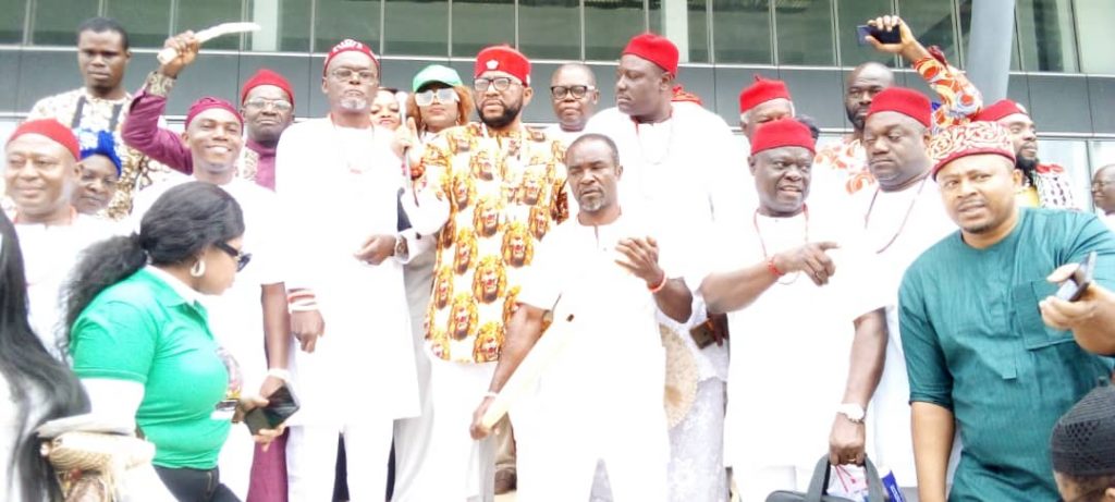 Alor Community Jubilates As Igwe Okonkwo Returns From Overseas Trip